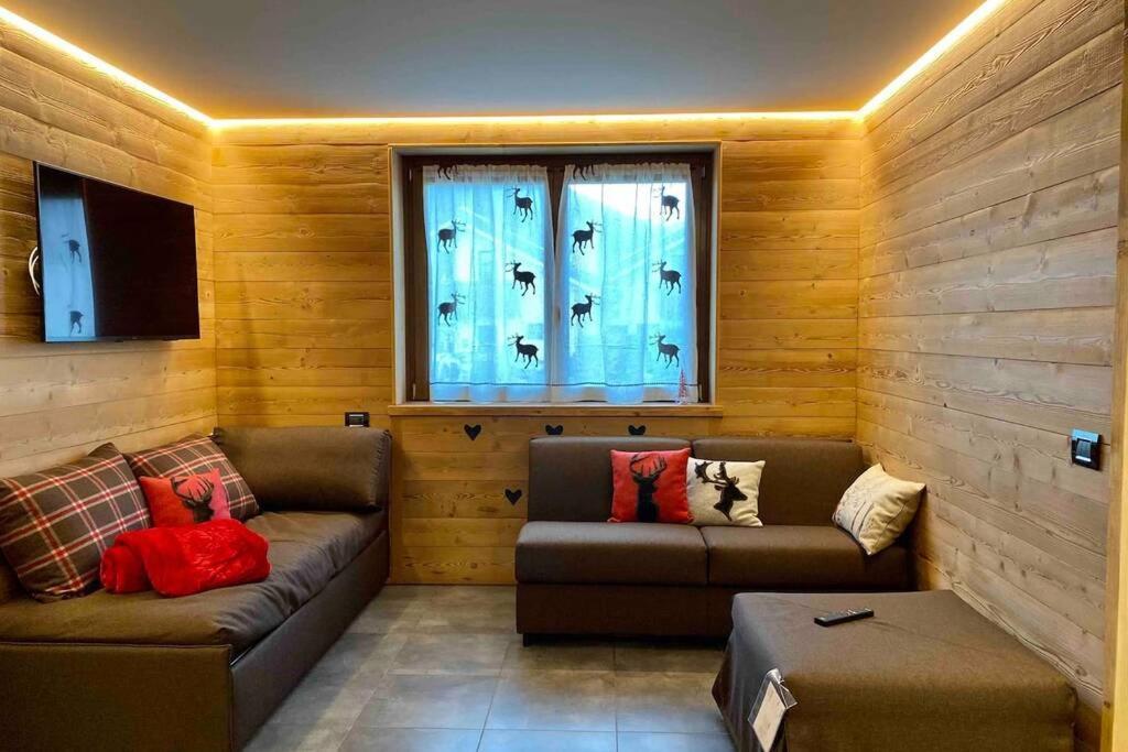 La Petite Maison D'Erika Аоста Экстерьер фото